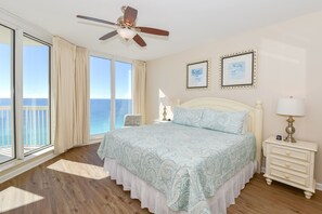 3 bedrooms, iron/ironing board, free WiFi, bed sheets - Comfortable, colorful beachfront condo w/private balcony! (Destin)