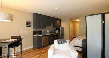 Estudio super lindo en Skyland, jacuzzi. 6ta noche gratis