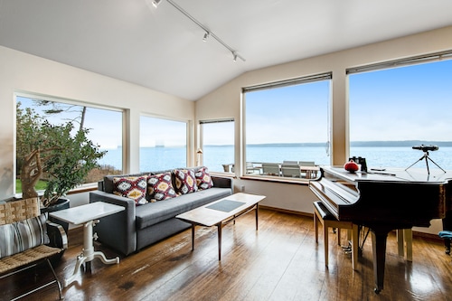 Peace & Tranquility, Beach Access, Gorgeous Waterfront Views - Dogs OK