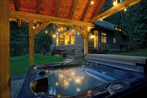 Bain à remous extérieur