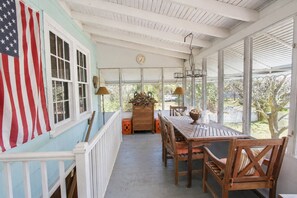 Unclassified image, 2 of 31, button - Cozy, rustic home on Sullivan's Island near beach; great screen porch! (Sullivan's Island)