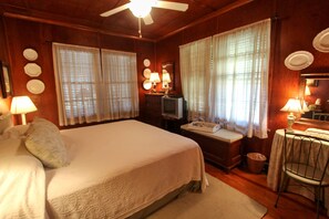 5 habitaciones, tabla de planchar con plancha y wifi gratis 