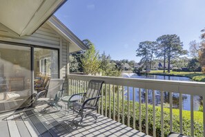Property grounds - 2 bedroom/2 bathroom Townhouse Amazing Lagoon View Inverness Village Sleeps 4 (Hilton Head Island)