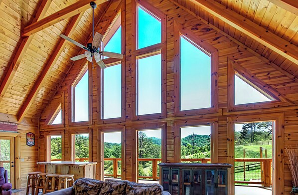 Interior - Luxury Cabin w/Pool Table, Fire Pit, and Hot Tub (SEVIERVILLE)