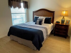 2 bedrooms, iron/ironing board, free WiFi, bed sheets - Your Private Slice of Paradise Near Brownwood! (The Villages)