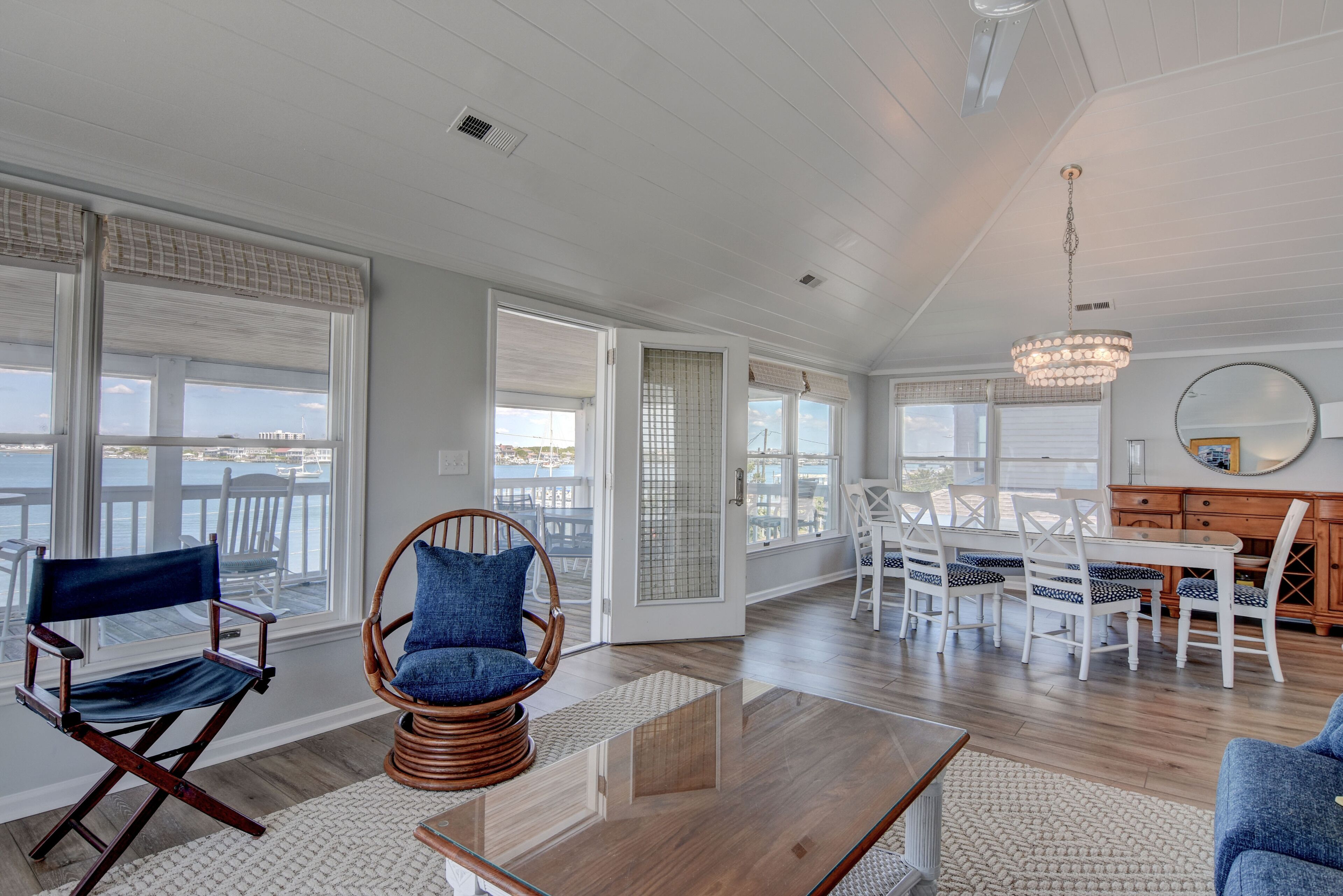 Televisor i reproductor de DVD 