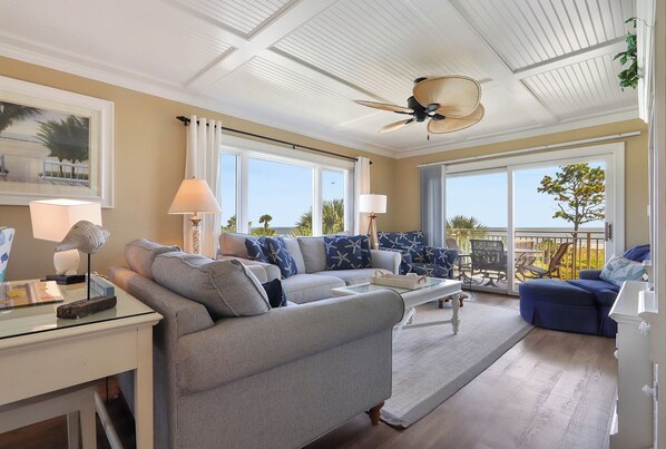 Smart TV, DVD player