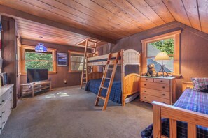 4 chambres, fer et planche à repasser, Wi-Fi gratuit, draps fournis