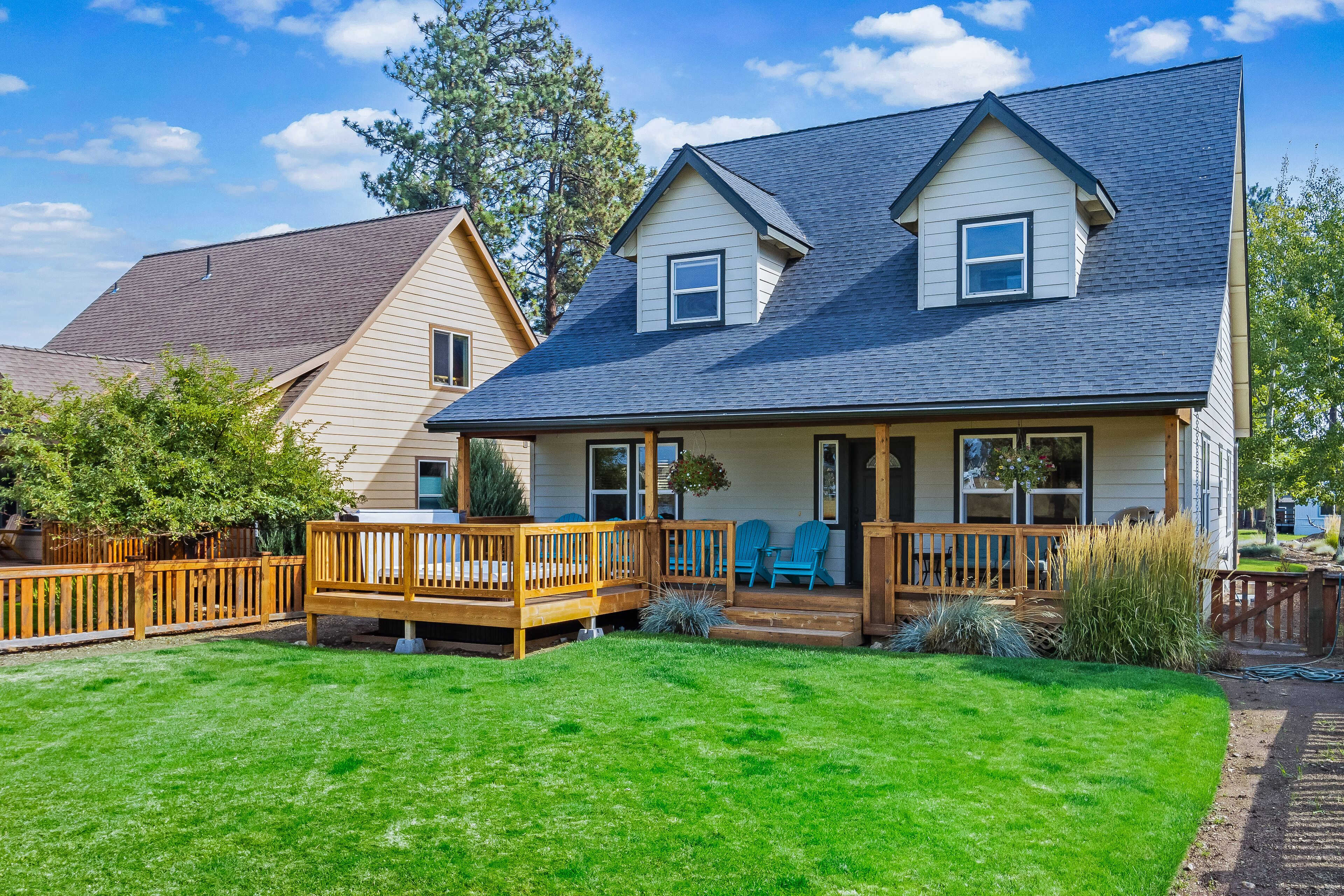 Family-Friendly Home with Upstairs Loft - New Hot Tub Recently Installed