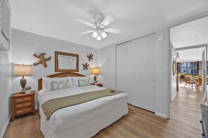 1 chambre, fer et planche à repasser, accès Internet, draps fournis