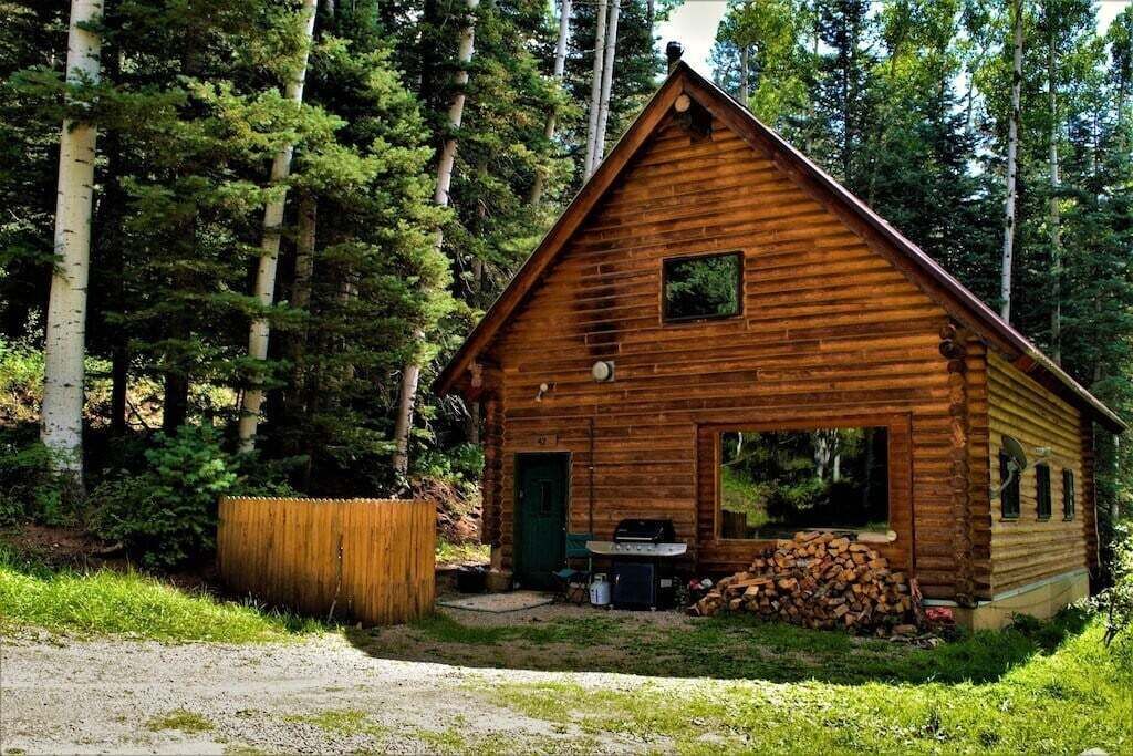 Cozy Cabin in the Woods at Columbine Lake just 1 Mile from Purgatory Ski Resort