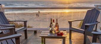 Beachfront, private strand skritt, Great Room har utsikt over stranden og tidevannsbassenger