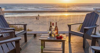 Enjoy family & friends while watching great surf action from hot tub