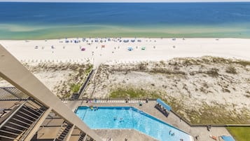 Sisäuima-allas, lämmitetty uima-allas