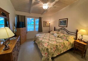 5 Schlafzimmer, Bügeleisen/Bügelbrett, kostenloses WLAN, Bettwäsche