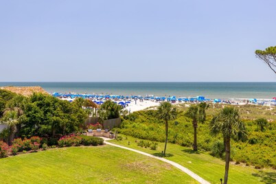 407 Ocean One | 2 Bed Oceanfront Villa | Pool & Grilling Area | STR #028157
