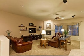 Smart TV, chimenea