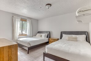 4 camere, accesso a Internet, lenzuola