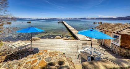 Sky Rocks - Private Beach, Buoy & Pier, HOA Swimming Pool & Tennis