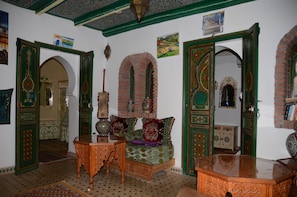 Breakfast, lunch, dinner served; Moroccan cuisine - Dar Aldea (Chefchaouen)