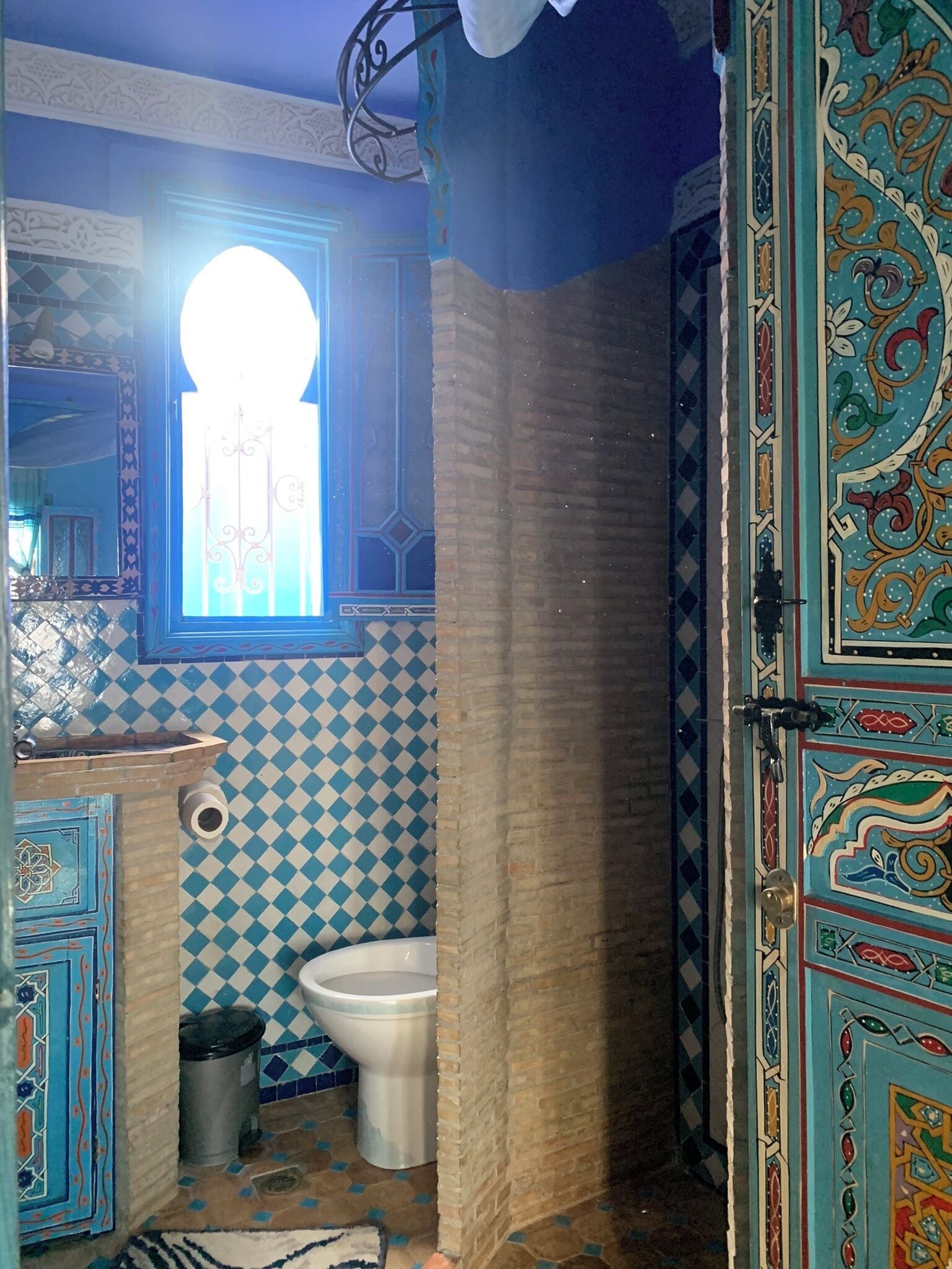 Dobbeltrom | Bad | Toalettartikler (inkludert), hårføner, tøfler og håndklær