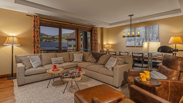 Smart TV, fireplace, video games, offices