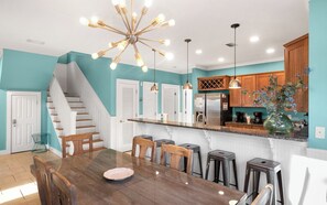 Dining - The Loopy Crab - Seacrest Beach home large private pool, Lagoon Pool 4 bikes! (Seacrest Beach)