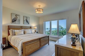 2 bedrooms, iron/ironing board, WiFi, bed sheets - Lovely & spacious 4th Floor Oceanfront Villa! Great Palmetto Dunes Location! (Hilton Head Island)