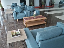 Sala de estar en el lobby