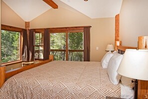 5 bedrooms, iron/ironing board, free WiFi, bed sheets