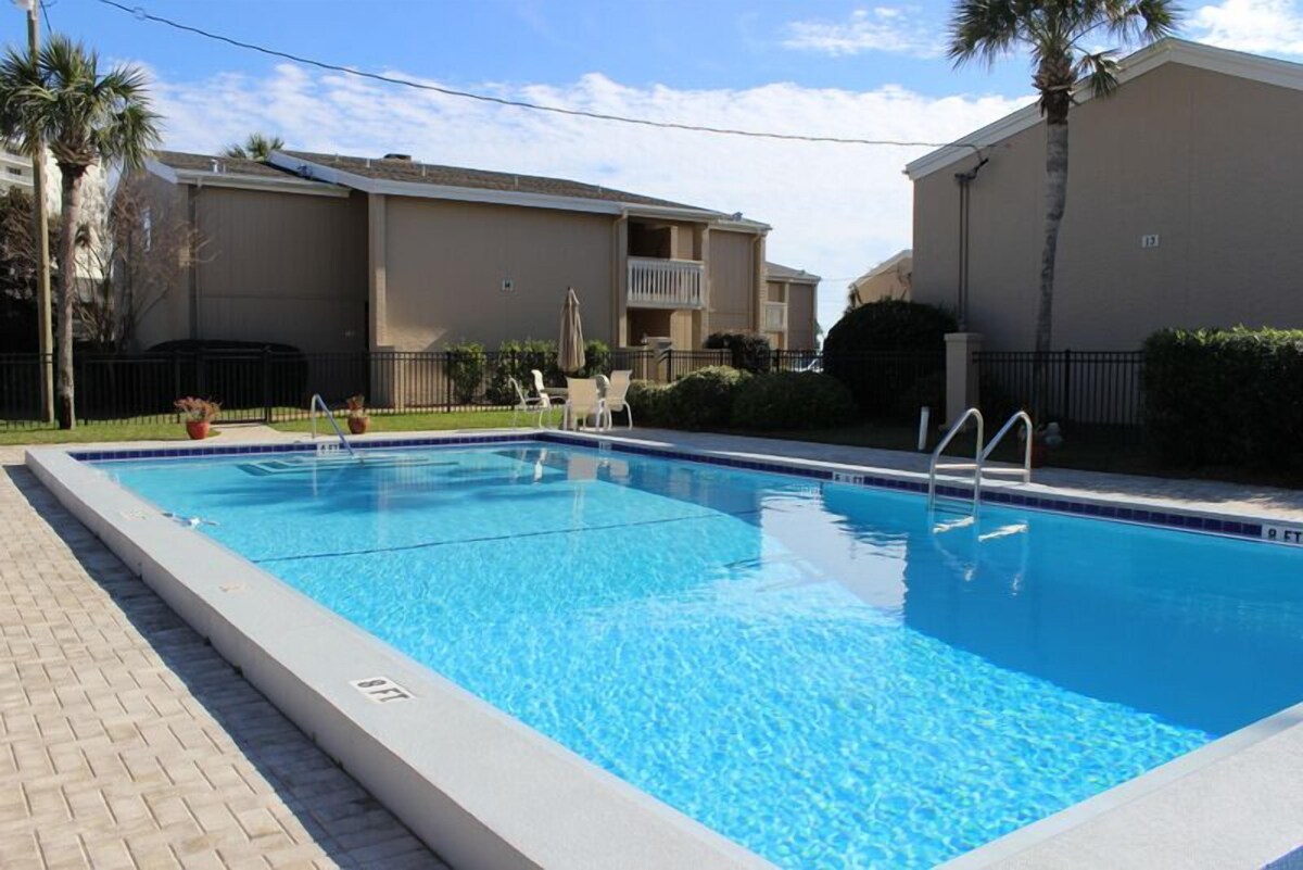 Photo 13 of Emerald Coast Destin, Private Beach, Chateau La Mer 9A!