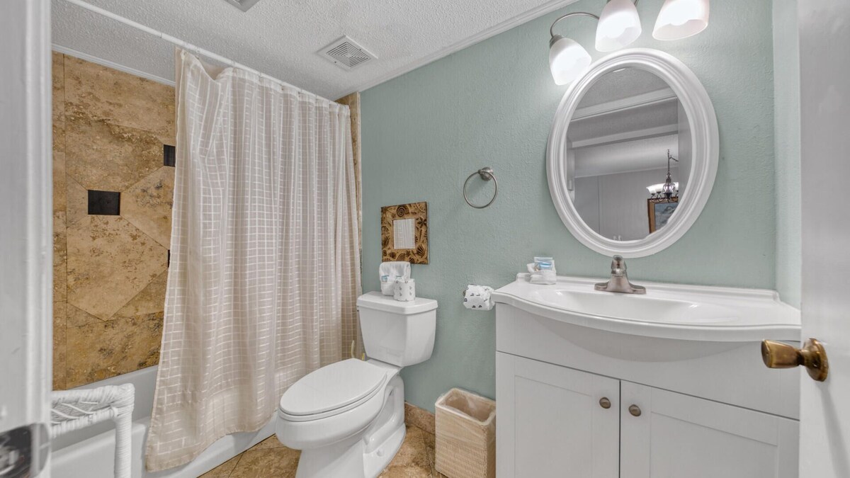 Photo 8 of Emerald Coast Destin, Private Beach, Chateau La Mer 9A!