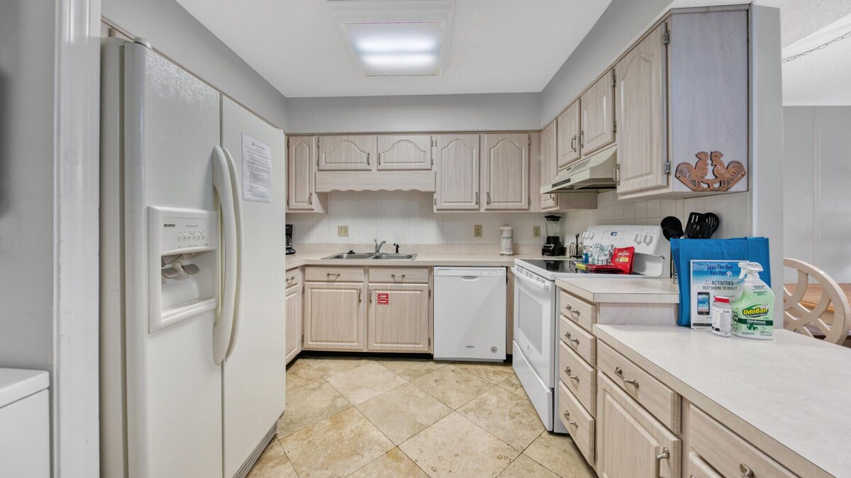 Photo 4 of Emerald Coast Destin, Private Beach, Chateau La Mer 9A!