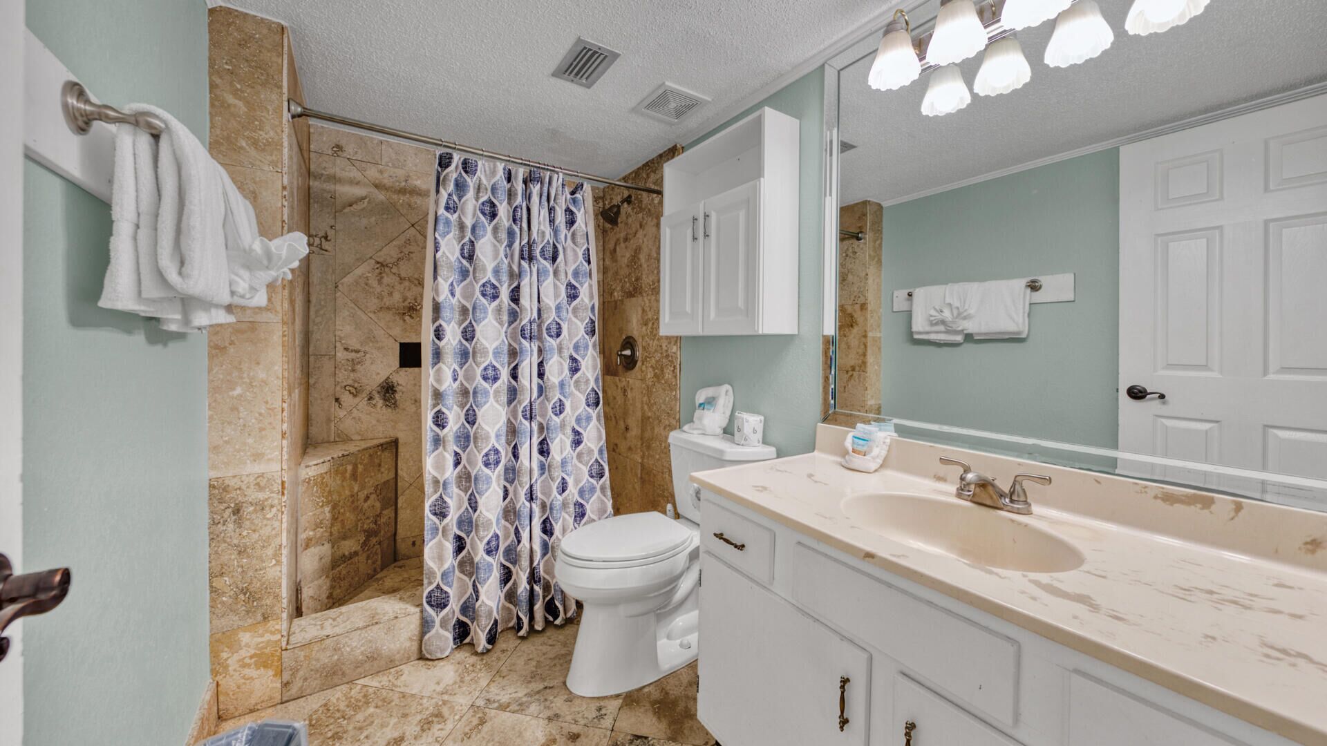 Shower, towels