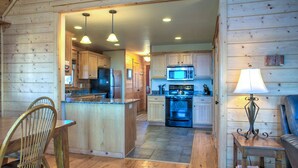 Coffee/tea maker, fridge, microwave, oven - Ski-In Views & Hot Tub⛷️ Black Bear Lodge + 8 mins to Hatley Pointe (Mars Hill)