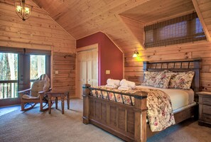 3 chambres, bureau, fer et planche à repasser, accès au Wi-Fi (inclus)