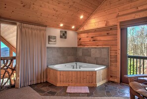 Interior - Ski-In Views & Hot Tub⛷️ Black Bear Lodge + 8 mins to Hatley Pointe (Mars Hill)