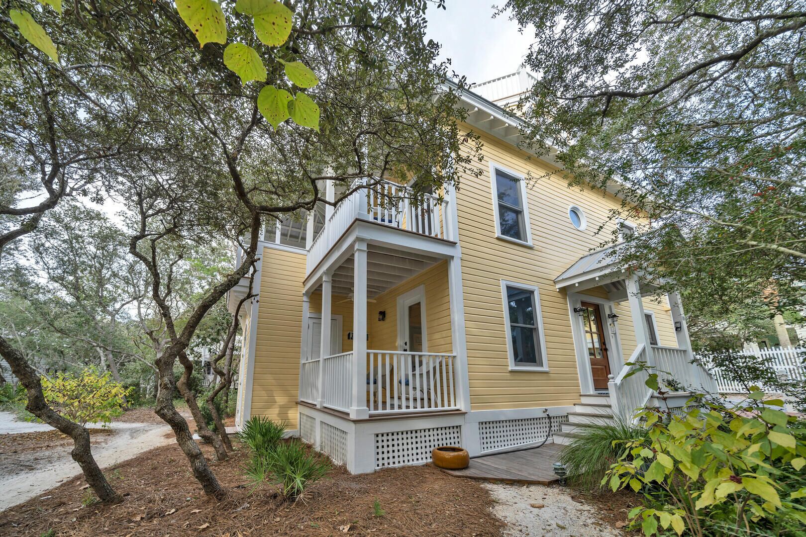 Seaside "Beach Haven" |2BR | Sleeps 6 | NEW Tower with VIEW | 2 Bikes!