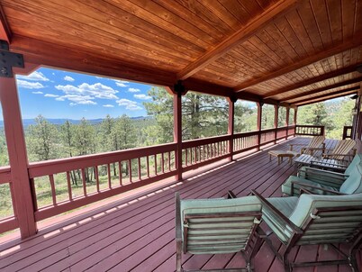 Secluded Mountain Retreat with Private Hot Tub, Sauna