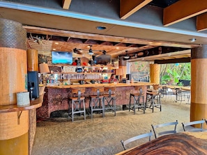 Bar (en la propiedad)
