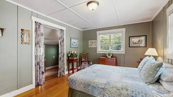 1 室のベッドルーム、インターネット、ベッドシーツ