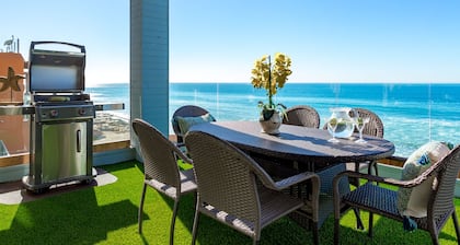 ¡Playa privada remodelada con spa!