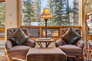 Interior - Boulder Ridge Lodge: Huge Ski-In Home w/ 20 Beds (Breckenridge)