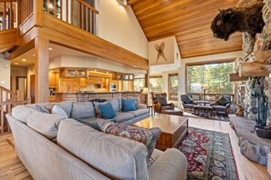 Smart TV, fireplace, DVD player, books - Boulder Ridge Lodge: Huge Ski-In Home w/ 20 Beds (Breckenridge)