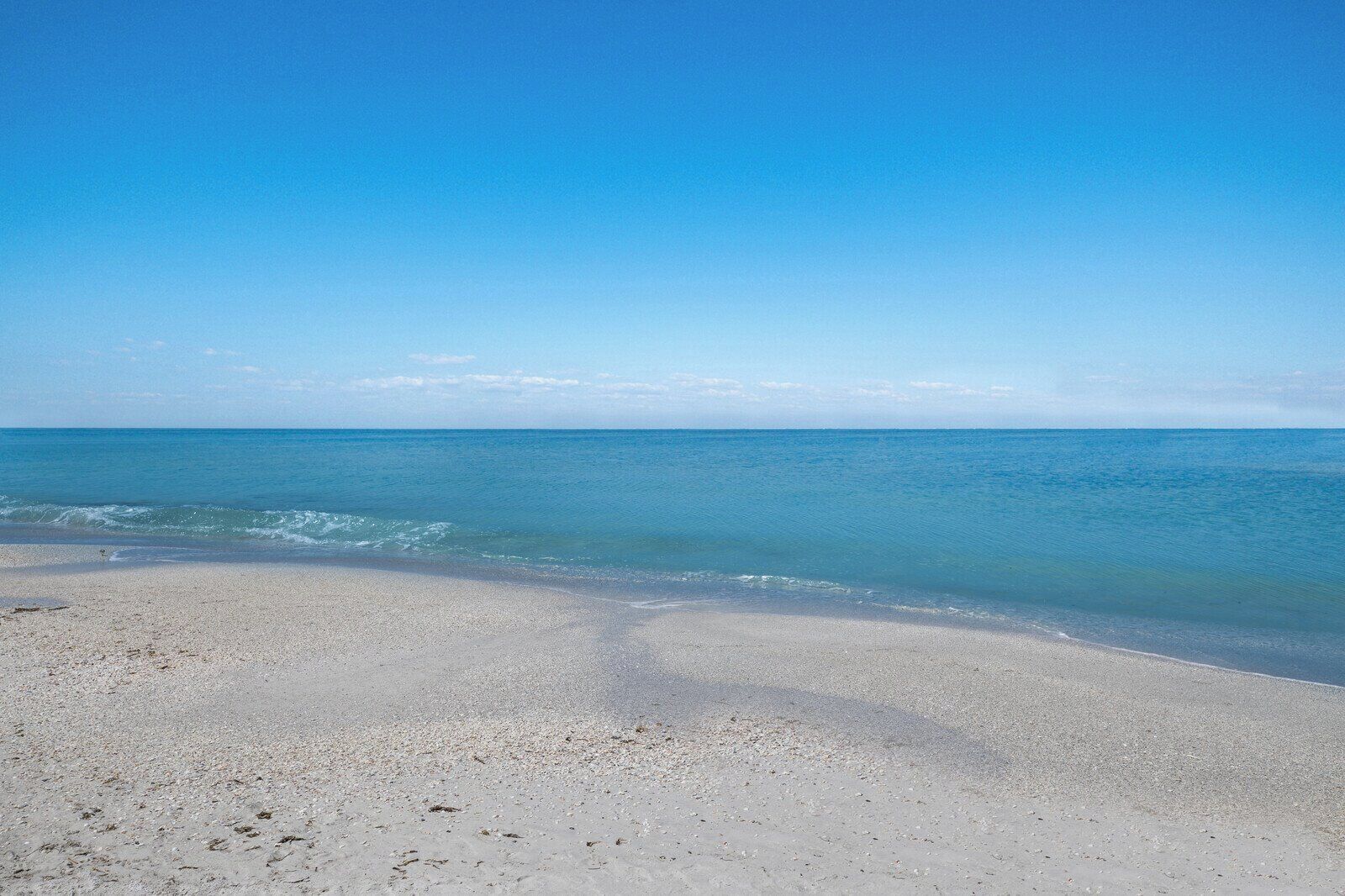 Beach nearby, beach towels