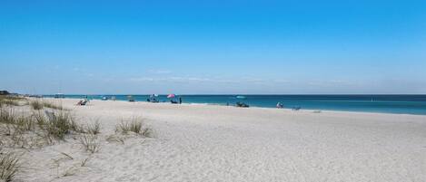 Beach nearby, beach towels