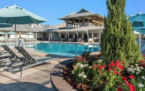 A heated pool - Park Place - Park District Newly Renovated WaterColor Condo With 2 Bikes! (Santa Rosa Beach)