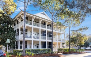 Exterior - Park Place - Park District Newly Renovated WaterColor Condo With 2 Bikes! (Santa Rosa Beach)