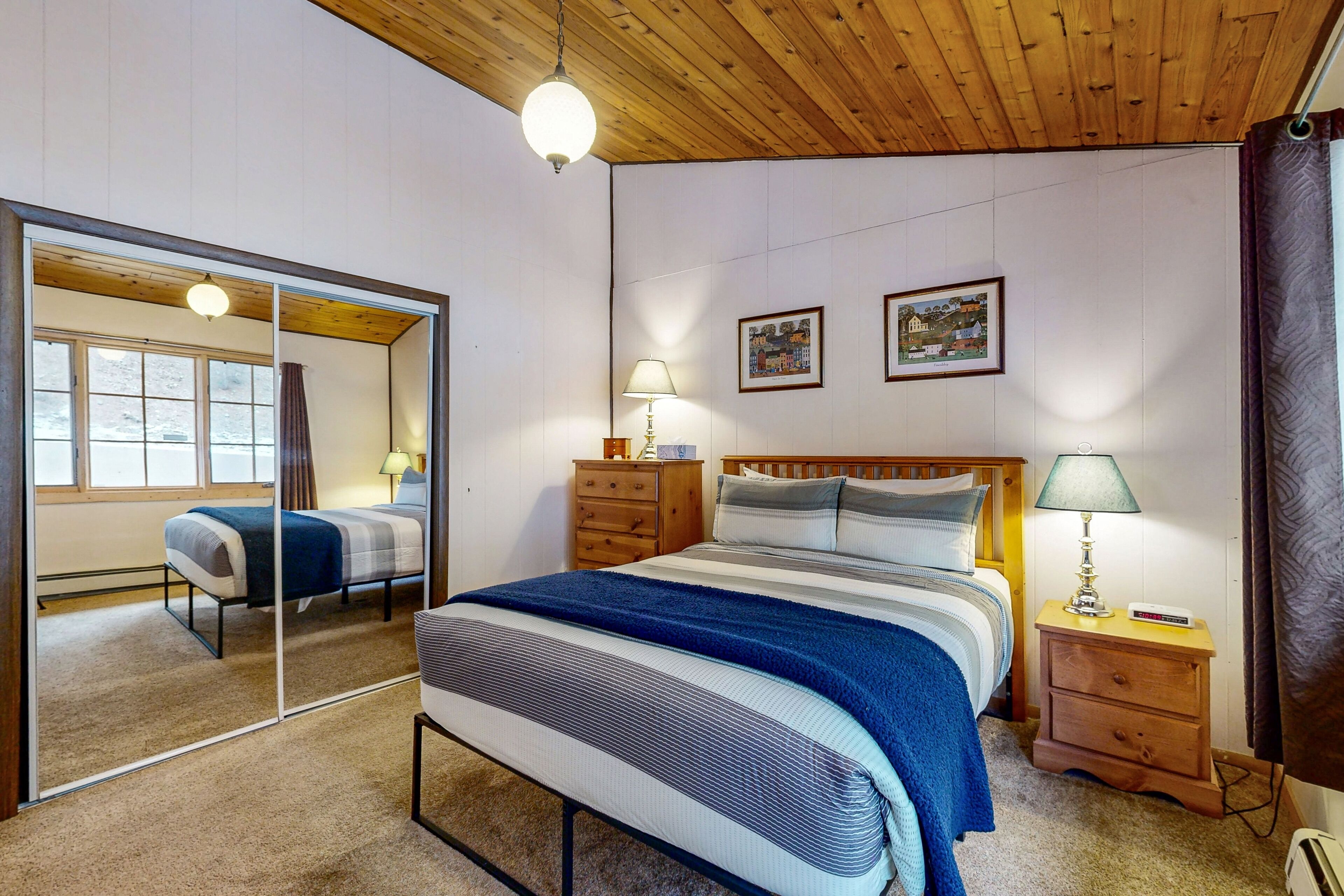 1 bedroom, iron/ironing board, internet, bed sheets