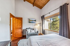 2 slaapkamers, een strijkplank/strijkijzer, wifi, beddengoed
